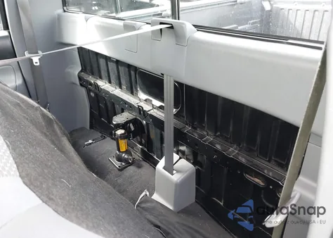 2013 Toyota Tacoma z USA, uszkodzony, nr VIN 5TFNX4CN9DX020342